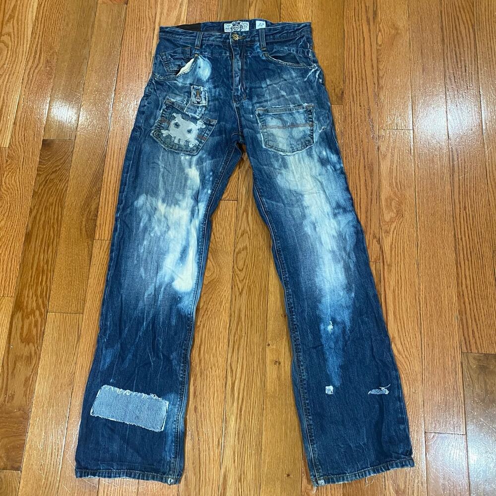 Akademiks AKDMKS True Fit Lot 009 Distressed & Patched Jeans Men's Size 32